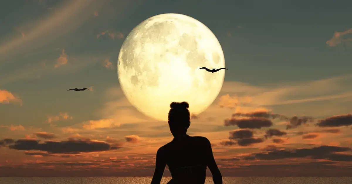 Full Moon Spiritual Meaning: Mystical Influence 2024 1 Full Moon Spiritual Meaning: a full moon and a woman are on the picture
